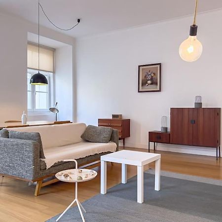 4 Rooms Home In Baixa Lissabon Buitenkant foto